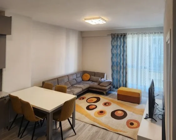 Tirane, jepet me qera apartament 1+1+Aneks+Ballkon Kati 5, 70 m² 730 € (komuna e parisit)