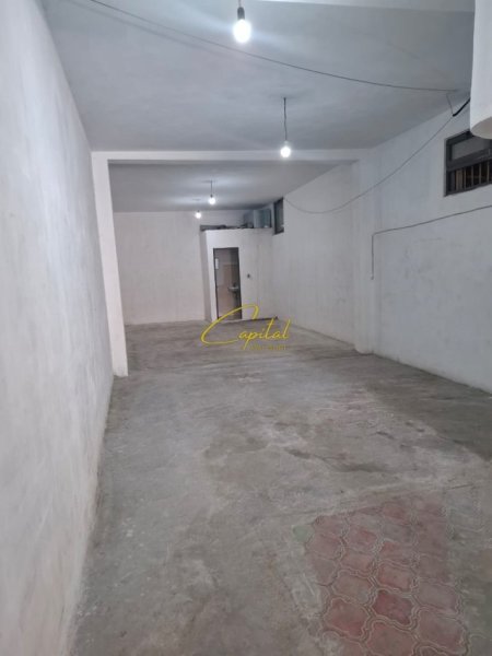 Tirane, jepet me qera magazine Kati 0, 140 m² 550 € (SPITALI AMERIKAN 3)