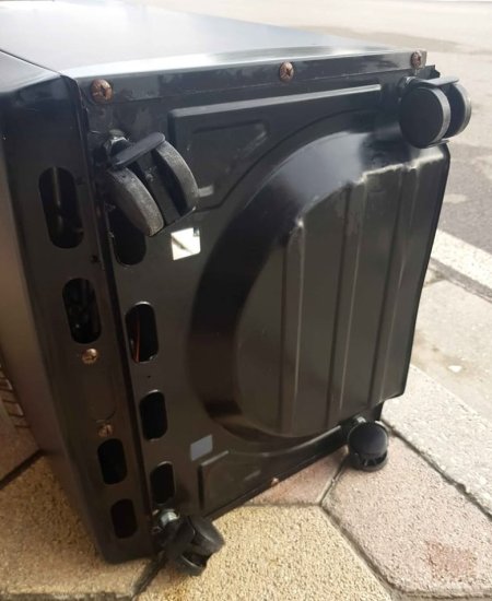 Lushnje, shes Sobe | Furre Sobë me gaz. 40 mij lek te vjetra