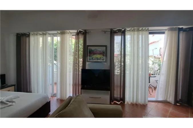 Vlore, jepet me qera apartament 3+1 , 113 m² 400 €