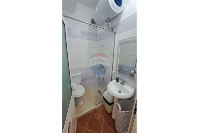 Vlore, jepet me qera apartament 3+1 , 113 m² 400 €
