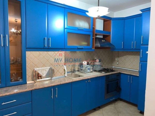 Tirane, shitet apartament 1+1+Ballkon Kati 12, 79 m² 172.000 € 