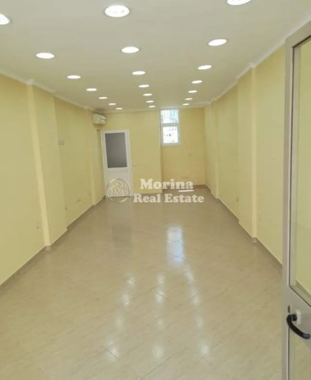 Tirane, shitet ambjent biznesi Kati 0, 44 m² 117.425 € (Vasil Shanto)