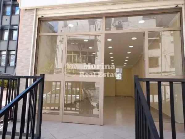 Tirane, shitet ambjent biznesi Kati 0, 44 m² 117.425 € (Vasil Shanto)