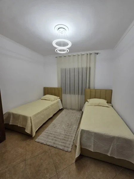 TIRANE, jap me qera apartament 2+1+Aneks+Ballkon , 700 €