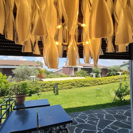 Tirane, shitet Vile 4+1 , 350 m² (Long Hill Residence)