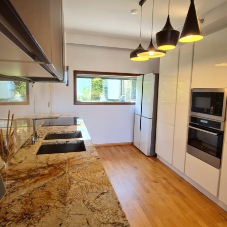 Tirane, shitet Vile 4+1 , 350 m² (Long Hill Residence)