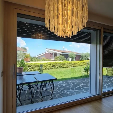 Tirane, shitet Vile 4+1 , 350 m² (Long Hill Residence)