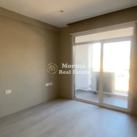 Tirane, jepet me qera apartament 2+1 Kati 8, 110 m² 600 € (Rruga 5 Maji)