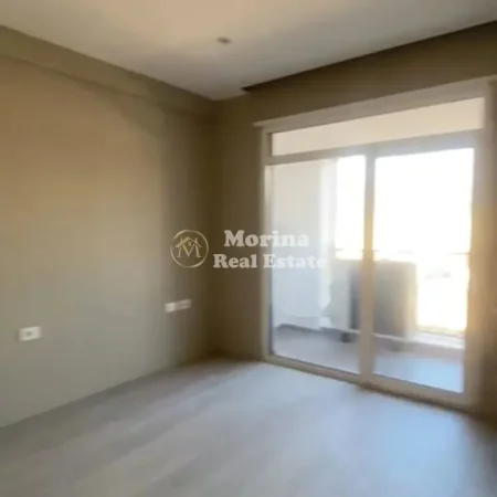 Tirane, jepet me qera apartament 2+1 Kati 8, 110 m² 600 € (Rruga 5 Maji)