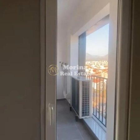 Tirane, jepet me qera apartament 2+1 Kati 8, 110 m² 600 € (Rruga 5 Maji)