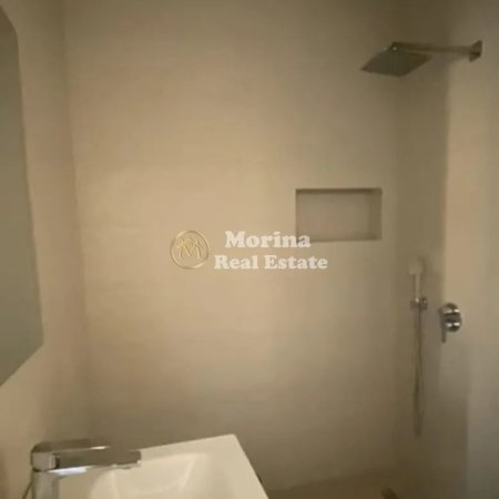 Tirane, jepet me qera apartament 2+1 Kati 8, 110 m² 600 € (Rruga 5 Maji)