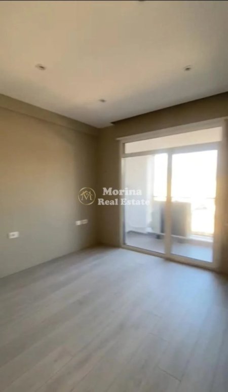 Tirane, jepet me qera apartament 2+1 Kati 8, 110 m² 600 € (Rruga 5 Maji)