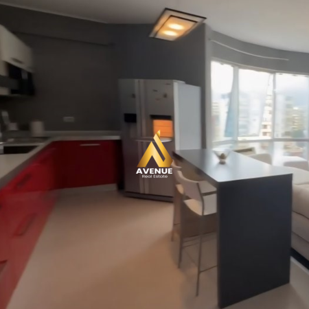 Green and White Minimalist House for Sale Facebook Post - 2025-12-16T134152.891.png