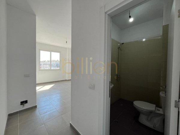 Tirane, shitet apartament 2+1+Ballkon , 110 m² 110.000 € 