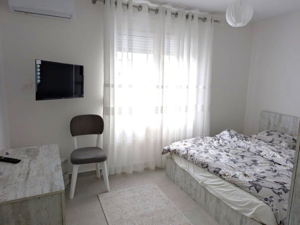 Jepet me Qira Apartament 2+1 tek Selvia tek Rr. e Dibrës, Tiranë,  650 €URO