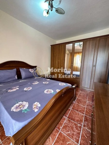 Tirane, jepet me qera shtepi 1+1 Kati 2, 55 m² 300 € (Medreseja)