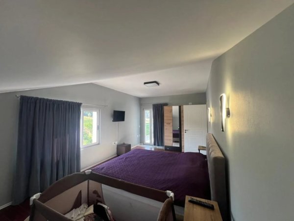 Tirane, jepet me qera Vile 3 Katshe , 643 m² 1.200 € 