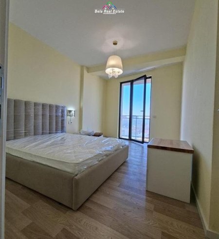 Tirane, jepet me qera apartament 2+1+Ballkon Kati 6, 94 m² 1.500 € (Gold Tower)