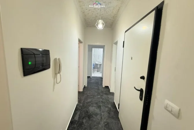 Tirane, jepet me qera apartament 2+1+Ballkon Kati 6, 105 m² 800 € (zogu i zi)