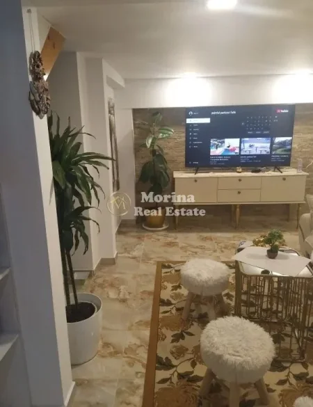 Kavaje, shitet apartament duplex 3+1 Kati 4, 95 m² 128.000 € (Mali i Robit)