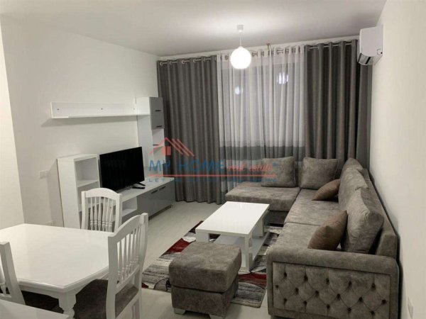 Tirane, jepet me qera apartament 2+1+Ballkon Kati 7, 100 m² 720 € (Don Bosko)