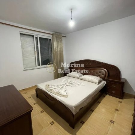 Tirane, jepet me qera apartament 2+1 Kati 4, 90 m² 550 € (Libri Universitar)