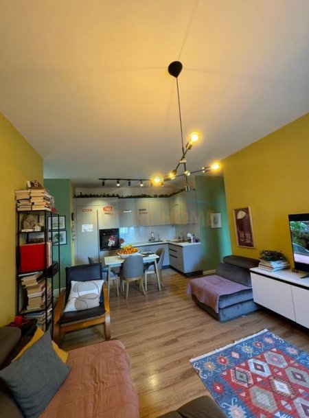 Tirane, jepet me qera apartament 2+1 Kati 5, 100 m² 800 € (QUARTUM Residence , Rruga Jordan Misja)