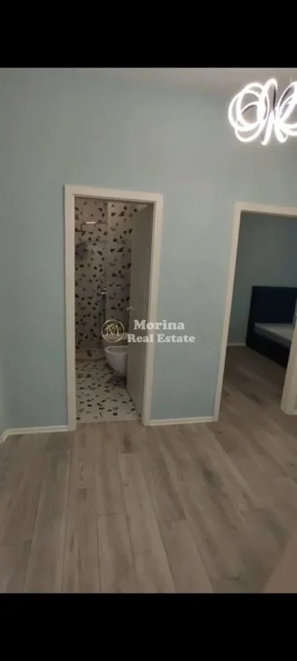 Tirane, jepet me qera apartament 2+1+Ballkon Kati 2, 90 m² 600 € (Ali Demi)