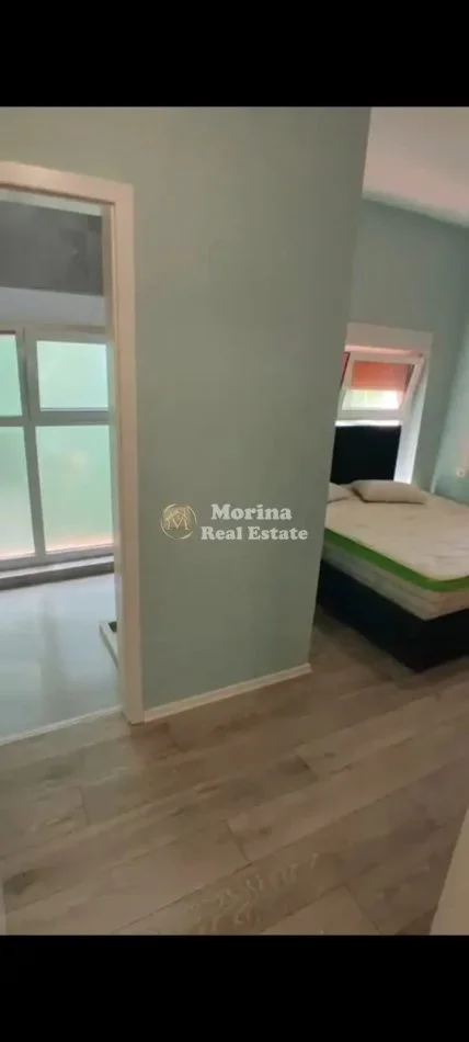 Tirane, jepet me qera apartament 2+1+Ballkon Kati 2, 90 m² 600 € (Ali Demi)
