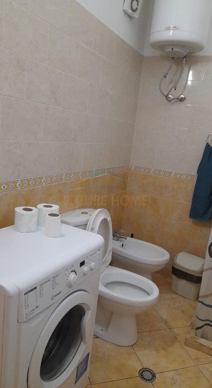 Shkembi Kavajes, shitet apartament 1+1 Kati 4, 70 m² 150.000 € 