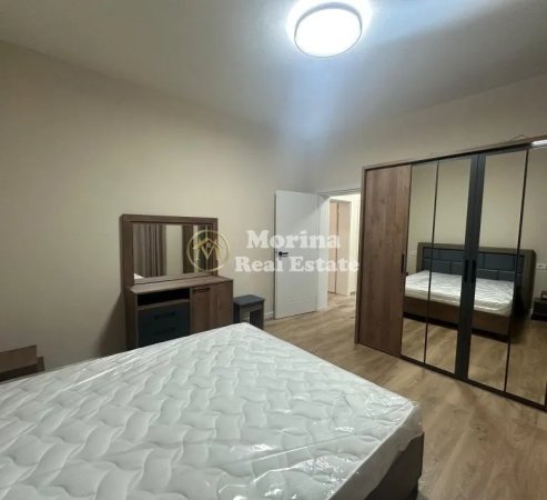 Tirane, jepet me qera Vile 2+1 Kati 2, 120 m² 500 € (Sauk)