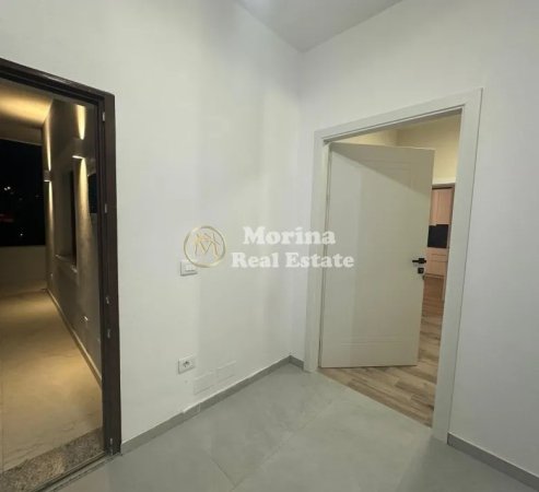 Tirane, jepet me qera Vile 2+1 Kati 2, 120 m² 500 € (Sauk)