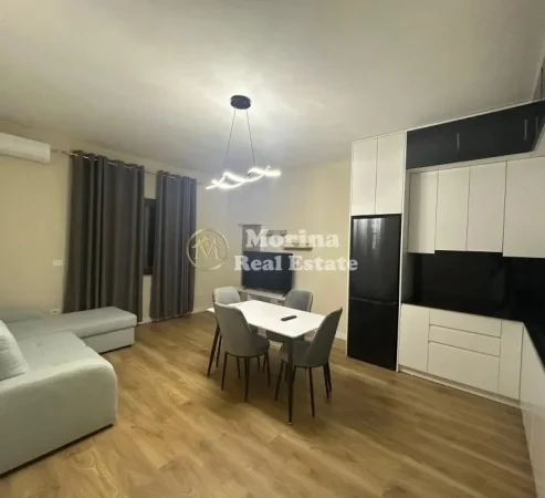 Tirane, jepet me qera Vile 2+1 Kati 2, 120 m² 500 € (Sauk)
