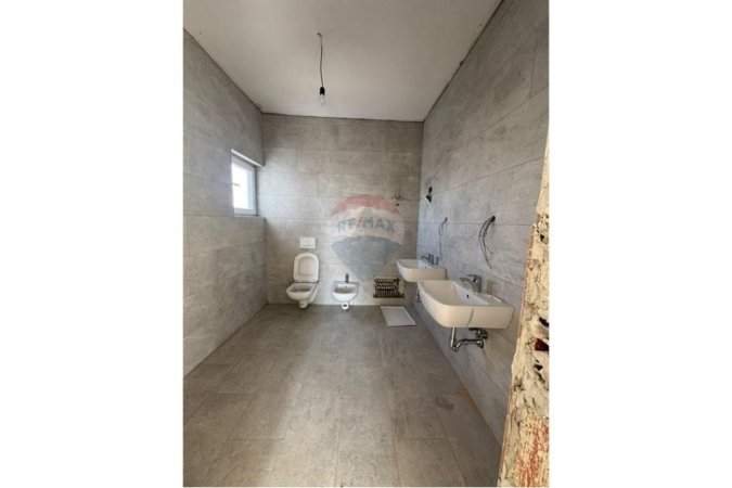 Tirane, shitet apartament 2+1 Kati 4, 129 m² 181.000 € (Jordan Misja – Kompleksi BERMON)