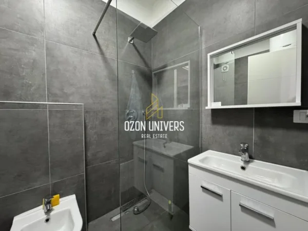 Tirane, jepet me qera apartament 1+1+Ballkon Kati 5, 56 m² 450 € (Green City Residence, Astir!)