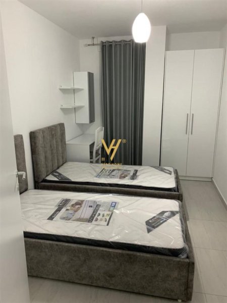 Tirane, jepet me qera apartament 2+1+Ballkon Kati 7, 100 m² 700 € (DON BOSKO)