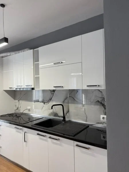 Tirane, jepet me qera apartament 2+1 Kati 6, 85 m² 750 € (jordan misja)