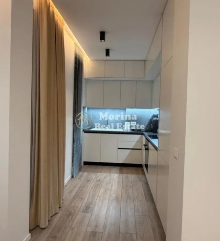 Tirane, jepet me qera apartament 1+1 Kati 2, 75 m² 620 € (Bulevardi i Ri)