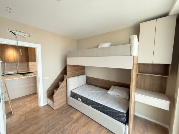 Tirane, jepet me qera apartament 2+1 Kati 9, 104 m² 1.400 € (Rruga Mine Peza)