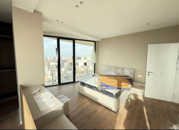Tirane, jepet me qera apartament 2+1 Kati 9, 104 m² 1.400 € (Rruga Mine Peza)