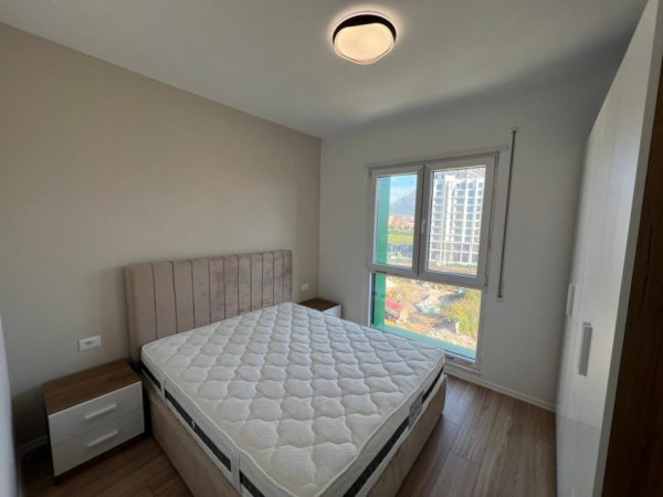 Tirane, jepet me qera apartament 1+1 Kati 5, 600 € 