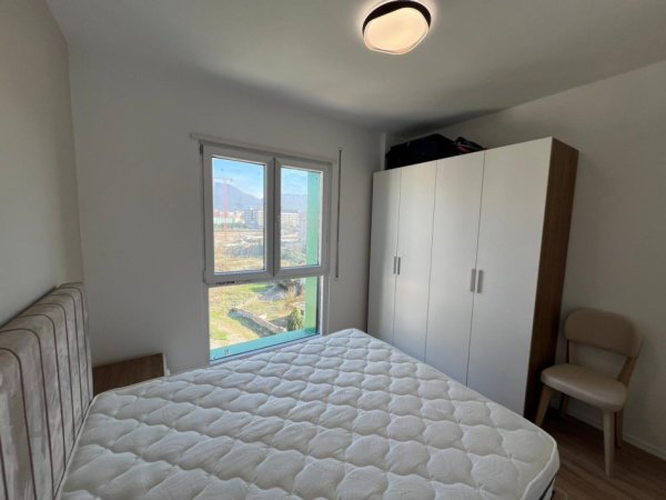 Tirane, jepet me qera apartament 1+1 Kati 5, 600 € 