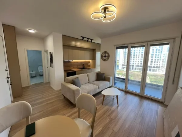 Tirane, jepet me qera apartament 1+1 Kati 5, 600 € 