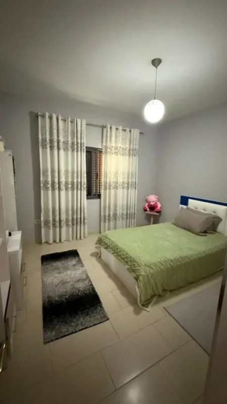 Tirane, shitet shtepi 1 Katshe Kati 1, 121 m² + 400 M2 toke, 150.000 € (PEZE)