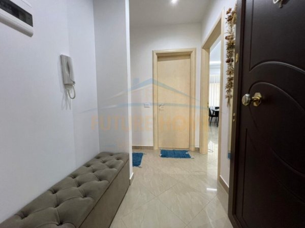 Tirane, jepet me qera apartament 1+1+Ballkon Kati 2, 73 m² 420 € (Astir)
