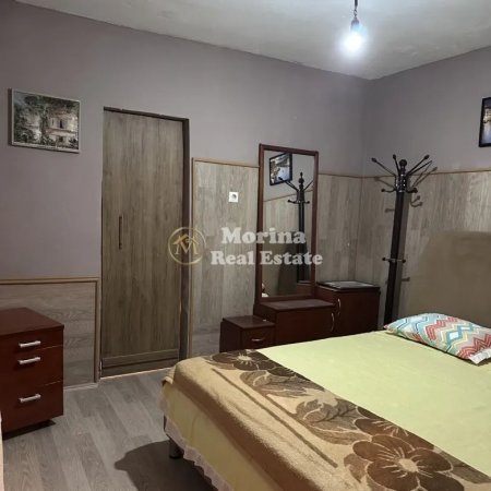 Tirane, jepet me qera Vile 1+1 Kati 2, 55 m² 400 € (Rruga Myslym Shyri)