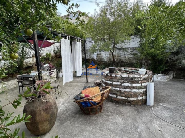 Tirane, jepet me qera Vile 2 Katshe Kati 2, 523 € 