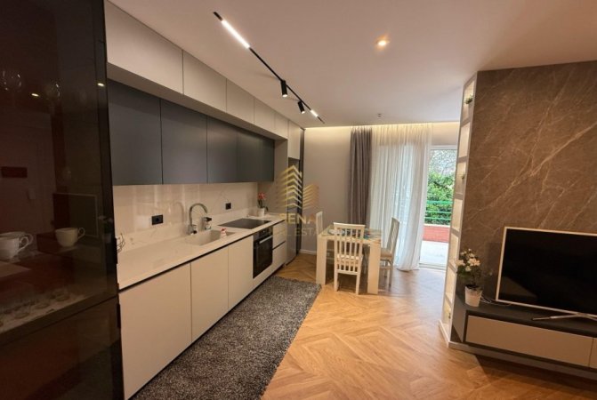 Tirane, shitet apartament 1+1+Ballkon Kati 1, 72 m² 170.000 € (Rruga Kodra e Diellit)