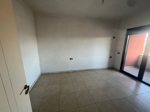 Tirane, shitet apartament 1+1 Kati 5, 61 m² 85.000 € (Casa Italia)